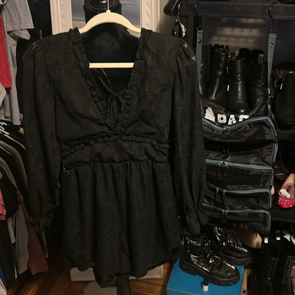 NEVER WORN! ALL Black Dressy Bebe Open Back Floral Ruffle Rompe - Picture 3 of 14